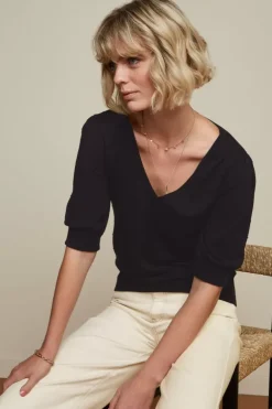 Agnes V Puff Top Droplet