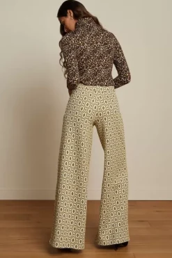 Betsy Rollneck Top Hustle